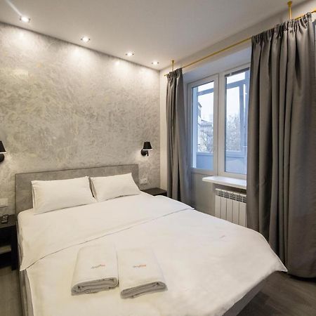 Modern Apartments On Baseina Near Arena City Kiew Exterior foto
